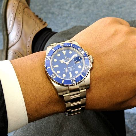 rolex submariner handgelenk|rolex submariner wrist watch.